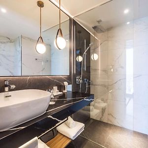 Superior Kamer met een King Size Bed op de Hoek